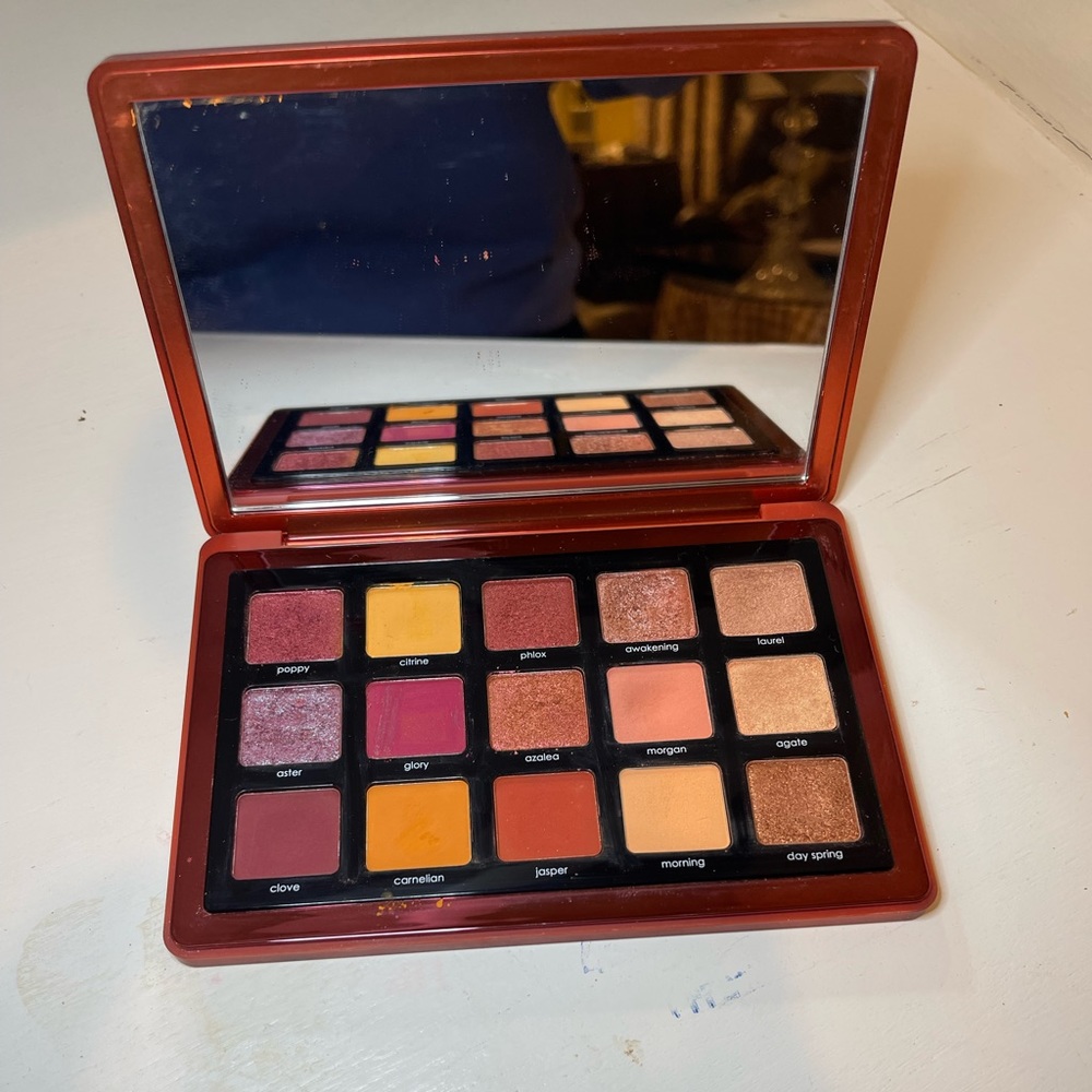 Natasha Denona sunrise palette